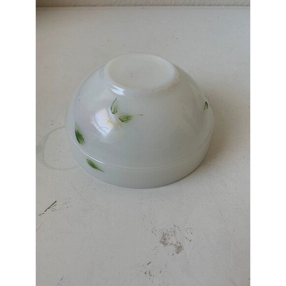 Fire King Milk Glass Mixing/Nesting Bowls Wide Rim Painted Fruit Gay Fad Studios - Picture 4 of 8